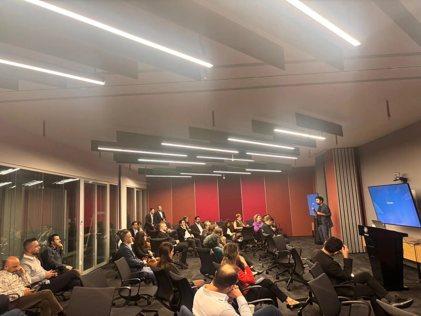 Wide view from the internal session at Şişecam’s Tuzla facility